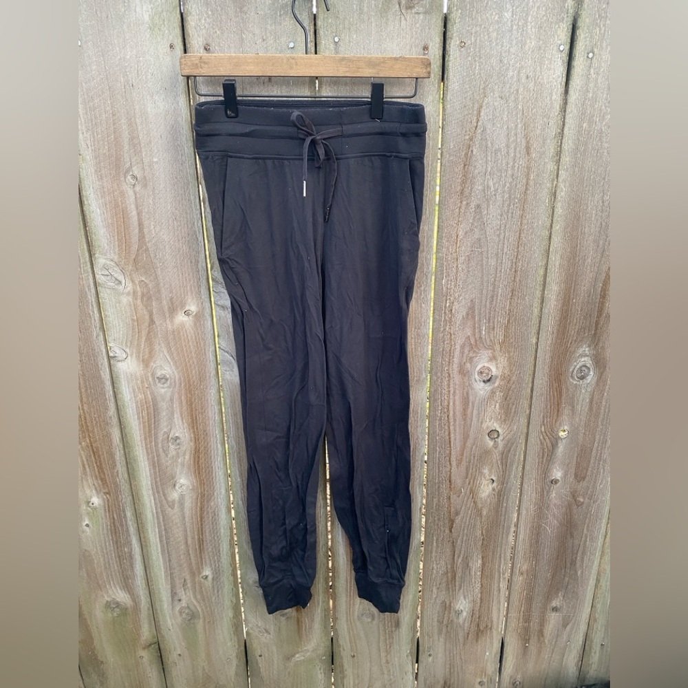 lululemon ready to rulu joggers size 4 black